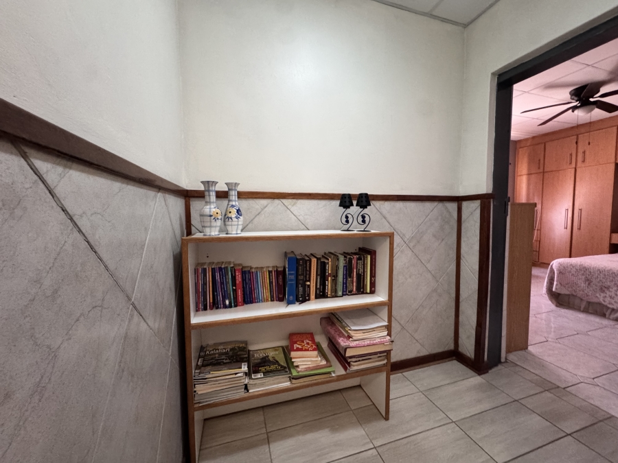 8 Bedroom Property for Sale in Meiringspark North West
